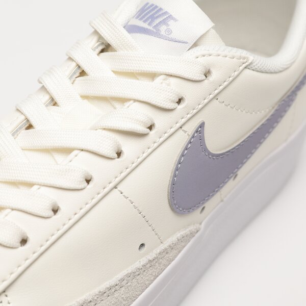 Sporta apavi sievietēm NIKE W BLAZER LOW PLATFORM dj0292-110 krāsa balta