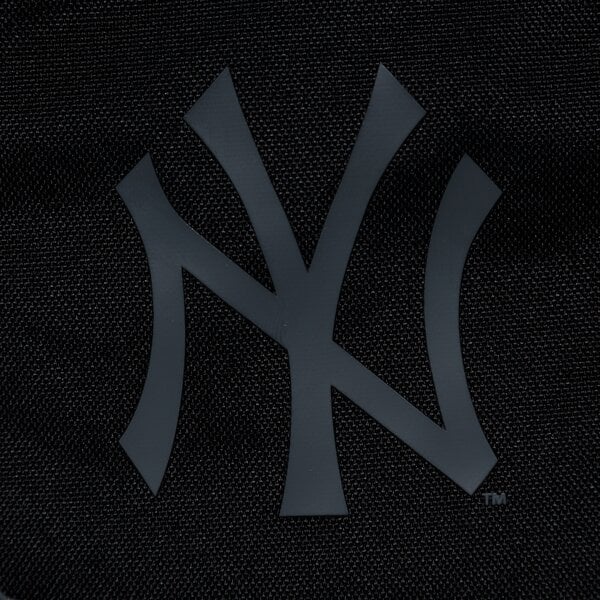 Sieviešu soma NEW ERA SOMINA MLB SIDE BAG NEYYAN BLKBLK NEW YORK YANKEES B 12145422 krāsa melna