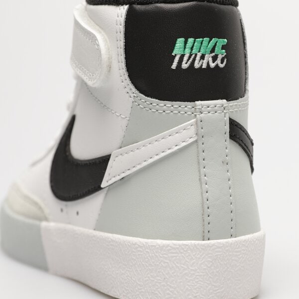 Sporta apavi bērniem NIKE BLAZER MID '77 SE (PS) fn6938-100 krāsa balta