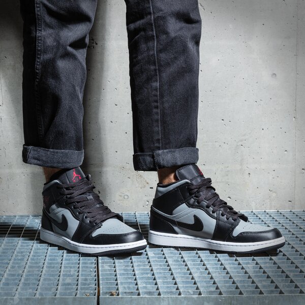 Sporta apavi vīriešiem AIR JORDAN 1 MID  554724-096 krāsa pelēka