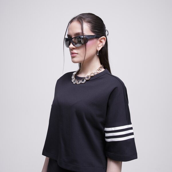 Krekli sievietēm ADIDAS T-SHIRT ADICOLOR NEUCLASSICS ib7310 krāsa melna