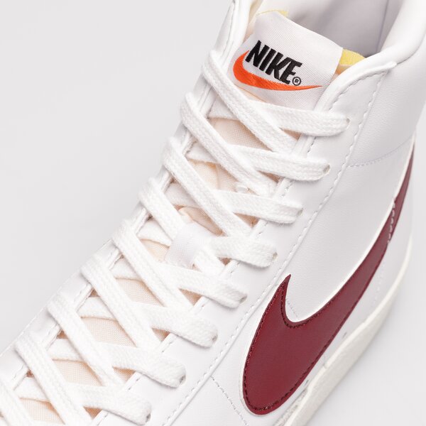 Sporta apavi vīriešiem NIKE BLAZER MID '77 VINTAGE bq6806-120 krāsa balta