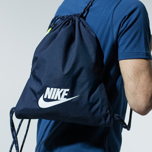 Bērnu maisiņš NIKE MAISINŠ NK HERITAGE GMSK - 2.0 ba5901-451 krāsa tumši zila