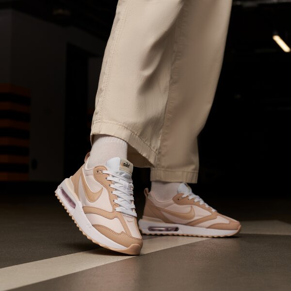 Sporta apavi sievietēm NIKE AIR MAX DAWN dr2395600 krāsa brūna