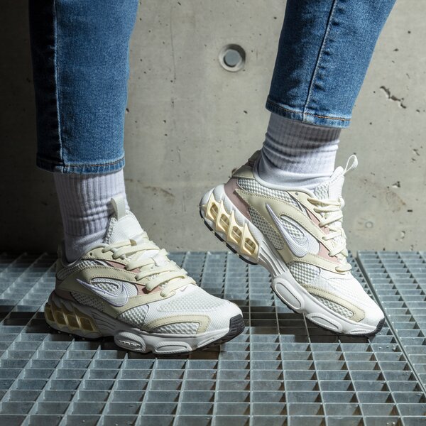 Sporta apavi sievietēm NIKE ZOOM AIR FIRE cw3876-103 krāsa daudzkrāsaina