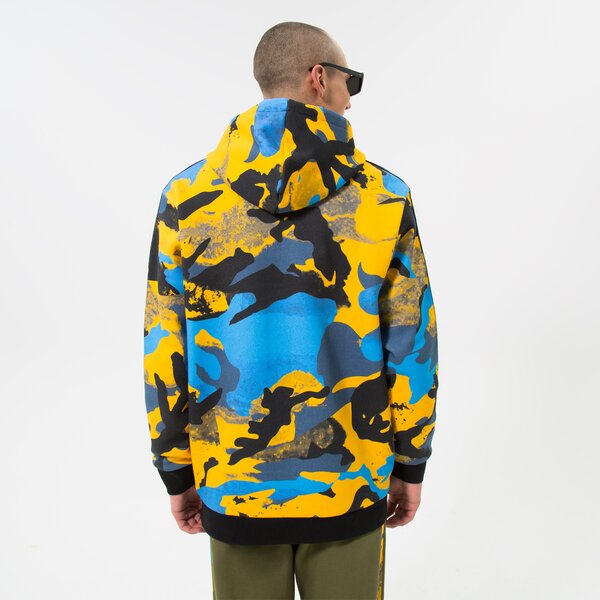 Vīriešu džemperis ADIDAS  DŽEMPERIS AR KAPUCI  CAMO AOP HOODIE hk2804 krāsa daudzkrāsaina