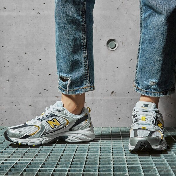 Sporta apavi sievietēm NEW BALANCE 530  mr530unx krāsa balta