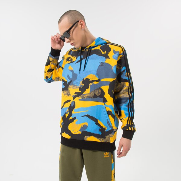 Vīriešu džemperis ADIDAS  DŽEMPERIS AR KAPUCI  CAMO AOP HOODIE hk2804 krāsa daudzkrāsaina