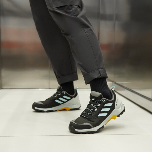 Ziemas zābaki vīriešiem ADIDAS TERREX EASTRAIL 2 if4913 krāsa melna