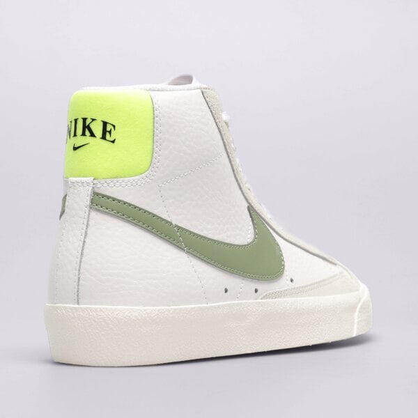 Sporta apavi sievietēm NIKE WMNS BLAZER MID '77  fj4740-100 krāsa balta