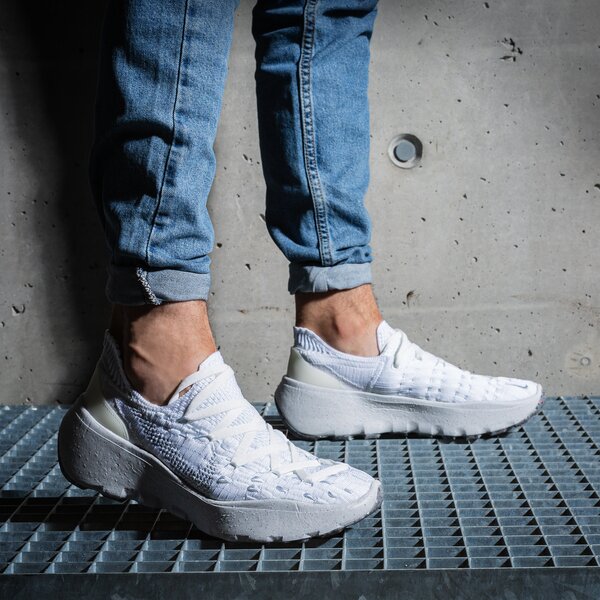 Sporta apavi vīriešiem NIKE SPACE HIPPIE 04 dq2897-100 krāsa balta