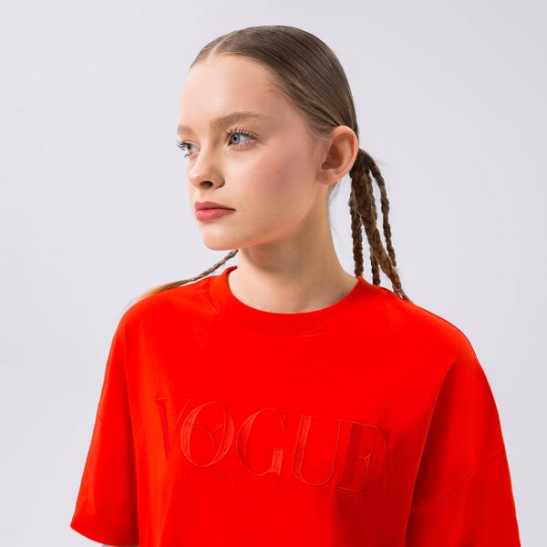 Krekli sievietēm PUMA T-SHIRT PUMA X VOGUE GRAPHIC TEE 534691-95 krāsa sarkana