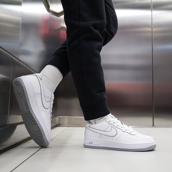 Sporta apavi bērniem NIKE AIR FORCE 1 dx5805-100 krāsa balta