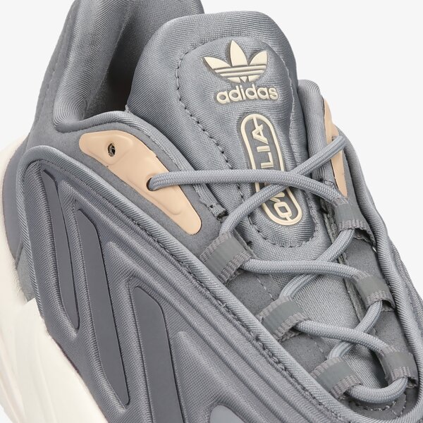 Sporta apavi sievietēm ADIDAS OZELIA WOMEN'S  gy6195 krāsa melna