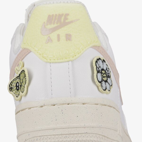 Sporta apavi sievietēm NIKE AIR FORCE 1 '07 SE NEXT NATURE dj6377-100 krāsa balta