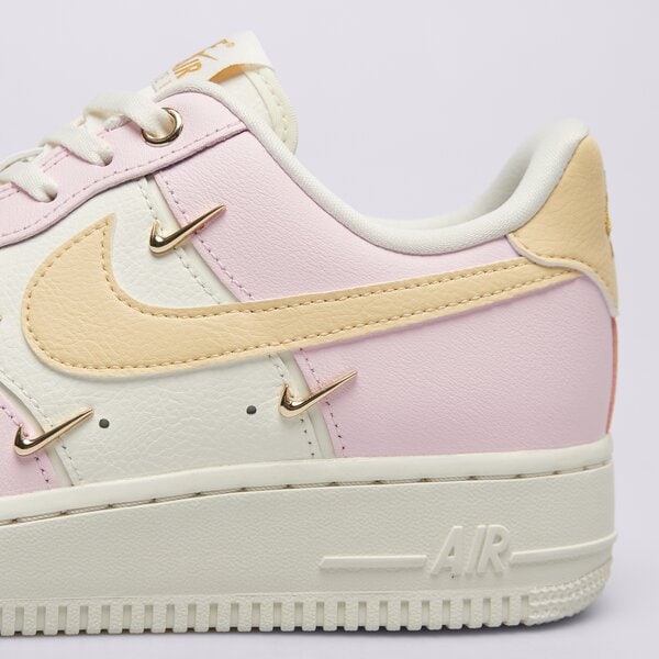 Sporta apavi sievietēm NIKE WMNS AIR FORCE 1 '07 LX ib2574-600 krāsa rozā