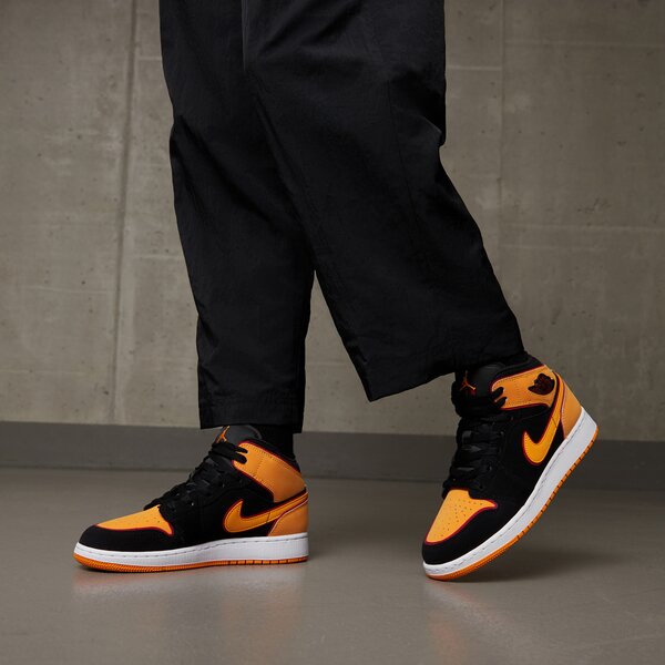 Sporta apavi bērniem AIR JORDAN 1 MID SE fj4924-008 krāsa oranža