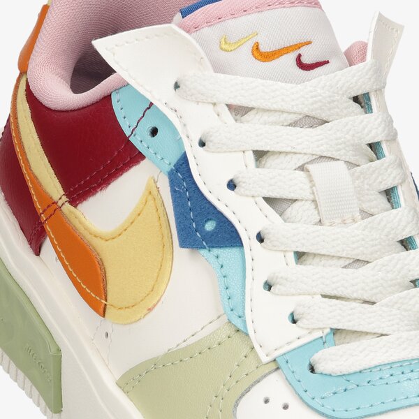 Sporta apavi sievietēm NIKE WMNS AIR FORCE 1 FONTANKA do6719-100 krāsa daudzkrāsaina