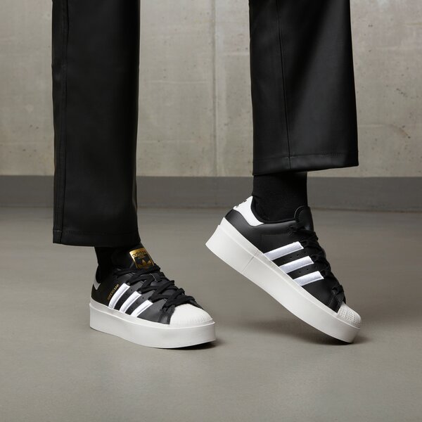 Sporta apavi sievietēm ADIDAS SUPERSTAR BONEGA W gx1841 krāsa melna