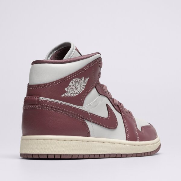 Sporta apavi sievietēm WMNS AIR JORDAN 1 MID bq6472-050 krāsa rozā