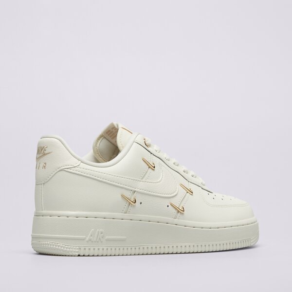 Sporta apavi sievietēm NIKE WMNS AIR FORCE 1 '07 LX CN fv3654-111 krāsa bēša