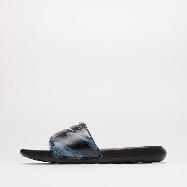 Vīriešu NIKE VICTORI ONE cn9678-009 krāsa melna