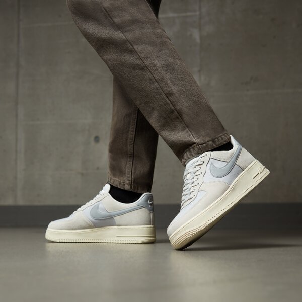 Sporta apavi vīriešiem NIKE AIR FORCE 1 '07 LV8 do9801-100 krāsa pelēka