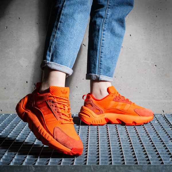 Sporta apavi sievietēm ADIDAS ZX 22 BOOST gy6699 krāsa oranža