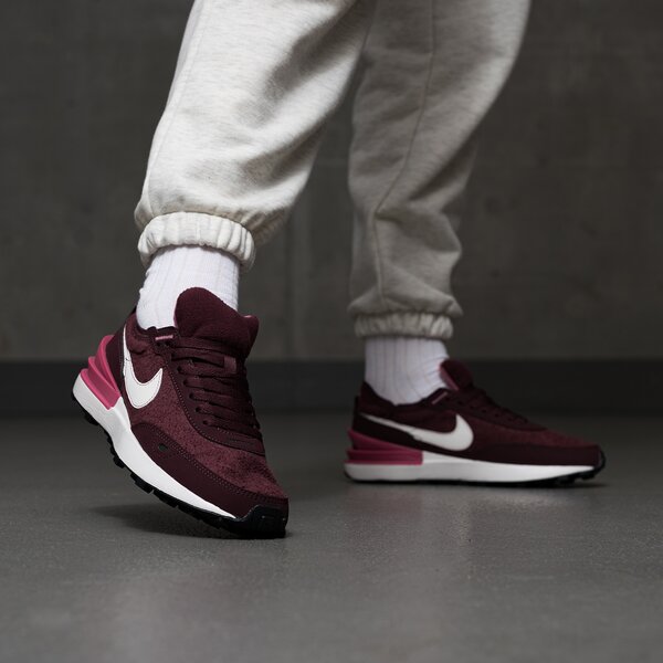 Sporta apavi sievietēm NIKE WAFFLE ONE SE dq5141600 krāsa bordo