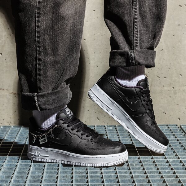Sporta apavi sievietēm NIKE WMNS AIR FORCE 1 '07 LX dd1525-001 krāsa melna