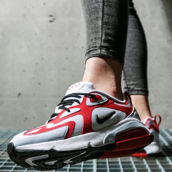 Sporta apavi sievietēm NIKE AIR MAX 200 at6175-103 krāsa balta