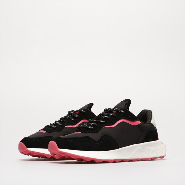 Sporta apavi sievietēm TOMMY HILFIGER TOMMY JEANS WMNS NEW RUNNER en0en021430gj krāsa melna