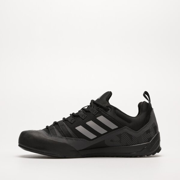 Ziemas zābaki vīriešiem ADIDAS TERREX SWIFT SOLO 2 ie6901 krāsa melna
