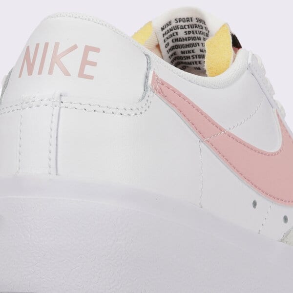 Sporta apavi sievietēm NIKE BLAZER LOW PLATFORM  dj0292-103 krāsa balta