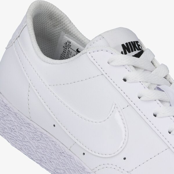 Sporta apavi bērniem NIKE BLAZER LOW 555190-102 krāsa balta