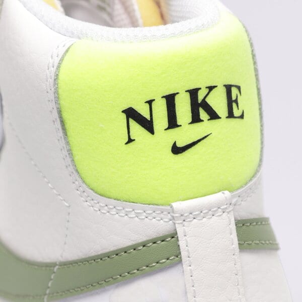 Sporta apavi sievietēm NIKE WMNS BLAZER MID '77  fj4740-100 krāsa balta