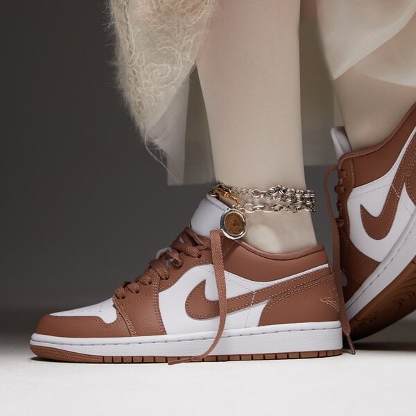 Sporta apavi sievietēm AIR JORDAN 1 LOW  dc0774-202 krāsa balta