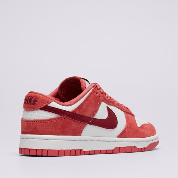 Sporta apavi sievietēm NIKE DUNK LOW  fq7056-100 krāsa sarkana