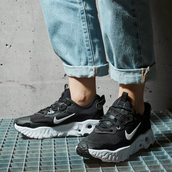 Sporta apavi sievietēm NIKE REACT ART3MIS cn8203-002 krāsa melna