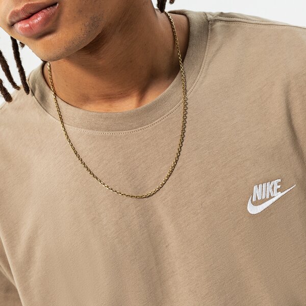 Vīriešu t krekli NIKE T-SHIRT NIKE SPORTSWEAR CLUB ar4997-247 krāsa brūna