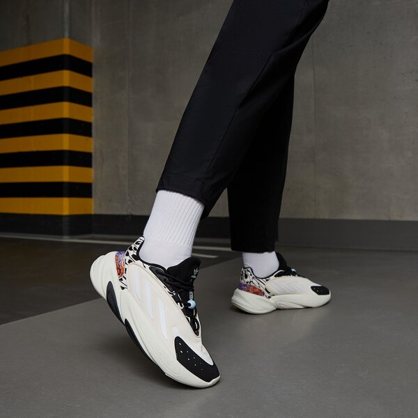 Sporta apavi sievietēm ADIDAS OZELIA W gy9434 krāsa bēša