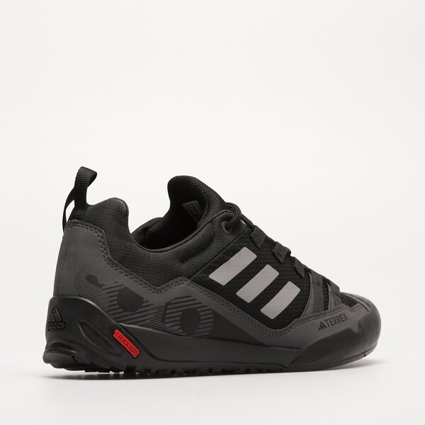 Ziemas zābaki vīriešiem ADIDAS TERREX SWIFT SOLO 2 ie6901 krāsa melna