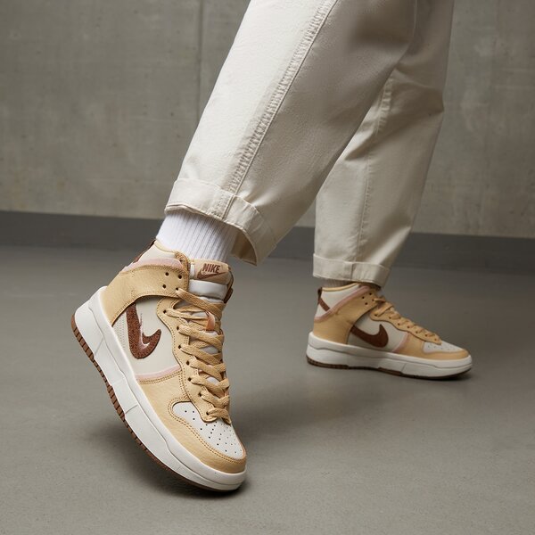 Sporta apavi sievietēm NIKE WMNS DUNK HIGH UP dz4703100 krāsa daudzkrāsaina