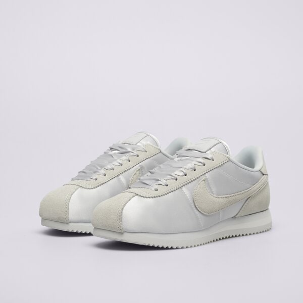 Sporta apavi sievietēm NIKE W CORTEZ fv5420-001 krāsa sudraba