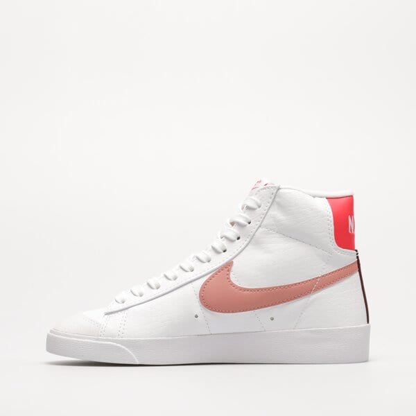 Sporta apavi sievietēm NIKE W BLAZER MID '77 NEXT NATURE dq4124-105 krāsa balta