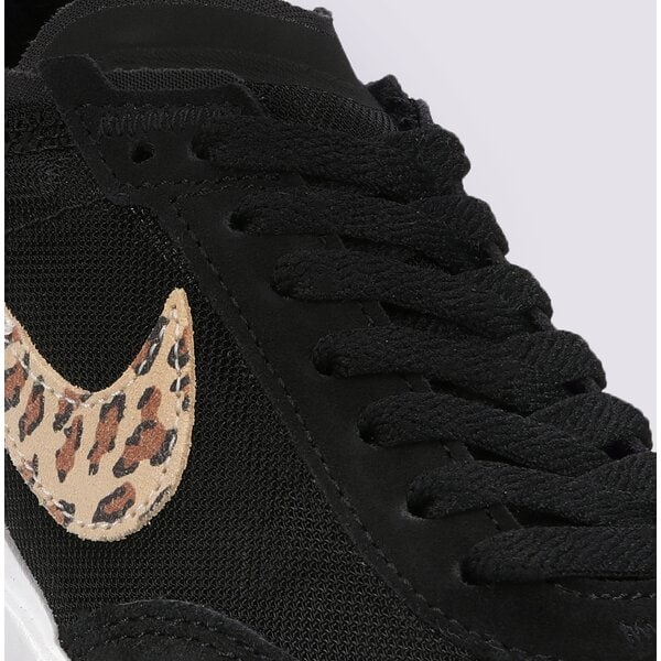 Sporta apavi sievietēm NIKE WAFFLE ONE SE dj9776-001 krāsa melna