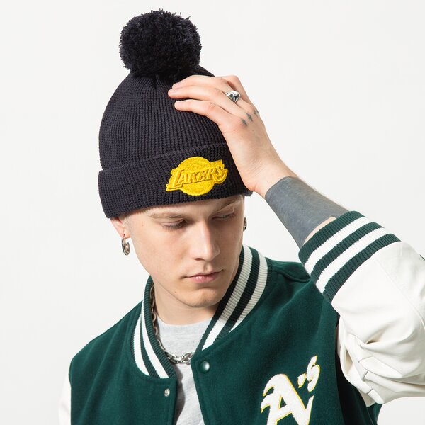 Vīriešu ziemas cepure NEW ERA CEPURE POP BOBBLE BEANIE LAKERS LOS ANGELES LAKERS N 60284990 krāsa tumši zila