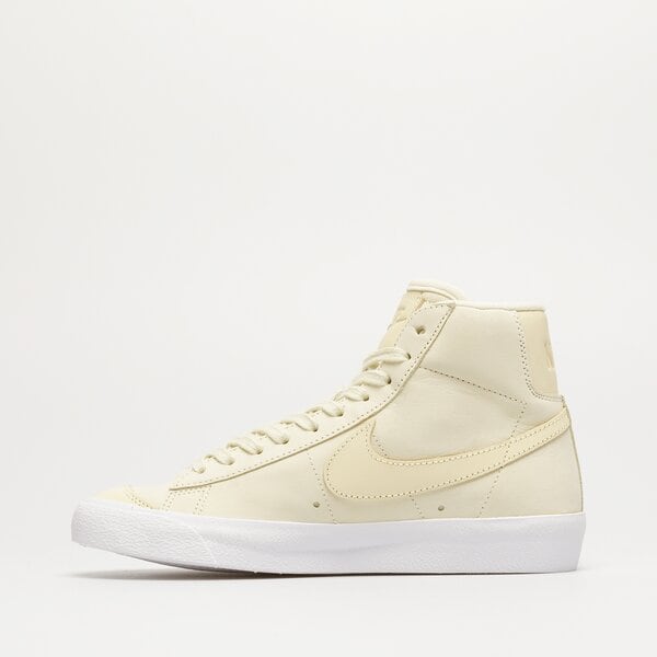 Sporta apavi sievietēm NIKE BLAZER MID '77 LX dq7572-700 krāsa dzeltena