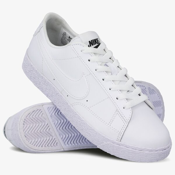 Sporta apavi bērniem NIKE BLAZER LOW 555190-102 krāsa balta