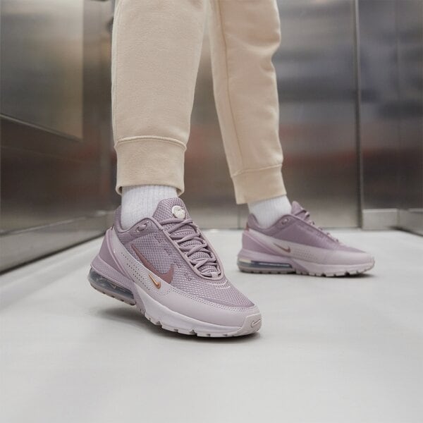 Sporta apavi sievietēm NIKE AIR MAX PULSE  fd6409-202 krāsa violeta